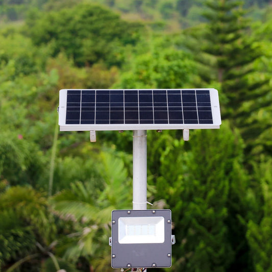 Type-C Outdoor Solar Panels Waterproof 1600MA 20W 5V Output Monolithic Silicon Scratchproof for Wireless Outdoor Security Camera